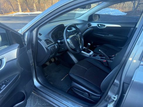 Used 2015 Nissan Sentra S image 4