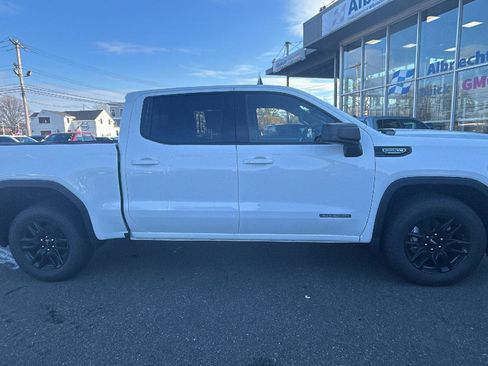 New 2026 GMC Sierra 1500 Elevation image 12