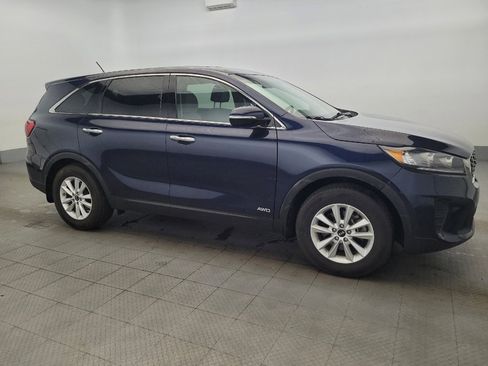 Used 2019 Kia Sorento AWD image 11