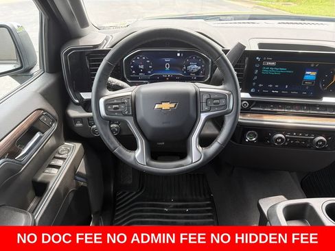 Used 2023 Chevrolet Silverado 1500 LT AWD/4WD image 17