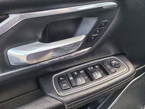Used 2021 RAM 1500 Laramie w/ Sport Appearance Package image 15
