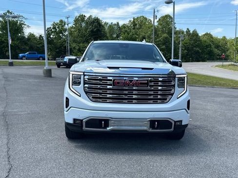 Certified 2024 GMC Sierra 1500 Denali w/ Denali Reserve Package AWD/4WD image 9