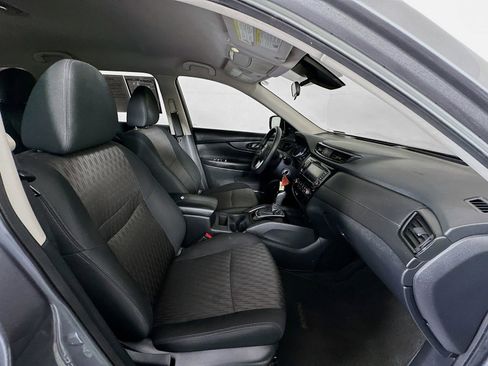 Used 2020 Nissan Rogue S FWD image 25
