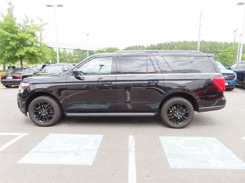Used 2024 Ford Expedition Max XLT AWD/4WD image 7