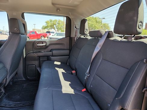 Used 2019 Chevrolet Silverado 1500 Custom Trail Boss w/ Custom Convenience Package AWD/4WD image 12