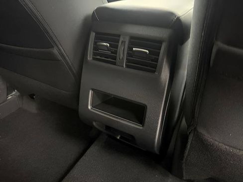 New 2026 Mitsubishi Outlander ES FWD image 25
