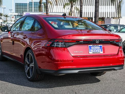 New 2026 Honda Accord SE image 4