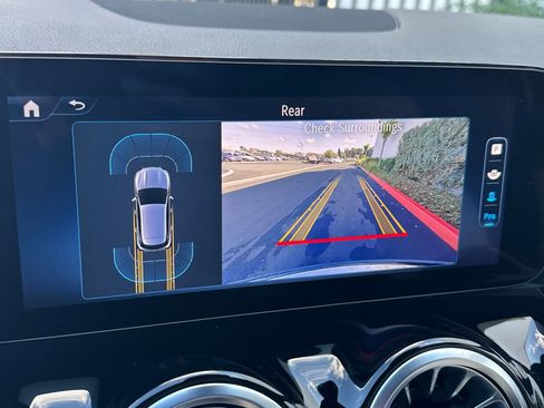 Certified 2025 Mercedes-Benz GLA 250 4MATIC image 19