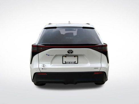 Used 2024 Toyota bZ4X XLE image 14