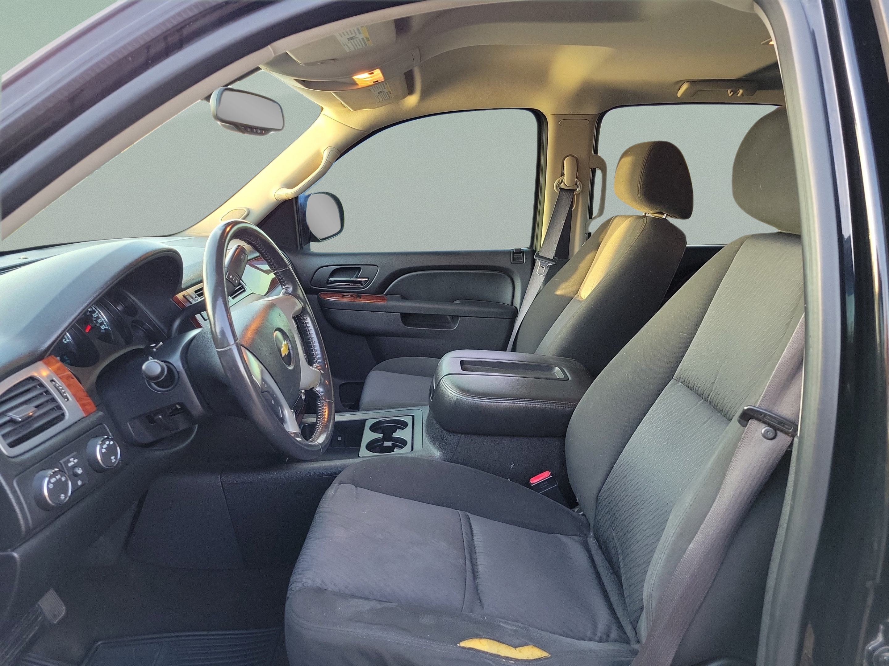 Used 2011 Chevrolet Avalanche LS w/ Regional Value Package AWD/4WD image 17