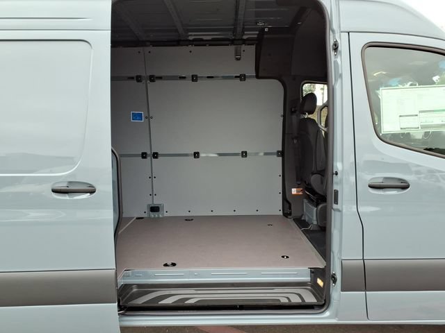 New 2026 Mercedes-Benz Sprinter 2500 image 23