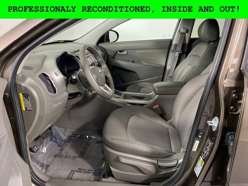 Used 2015 Kia Sportage LX image 7