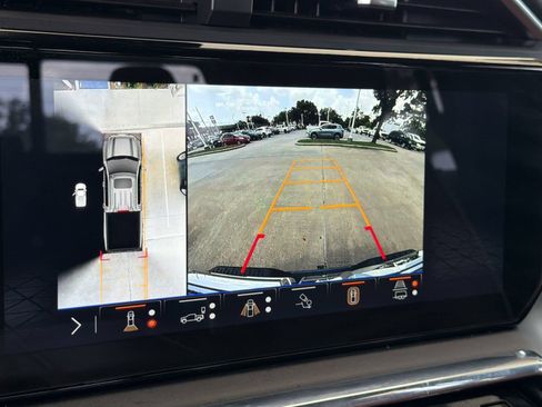 Certified 2025 GMC Sierra 1500 Denali Ultimate AWD/4WD image 18