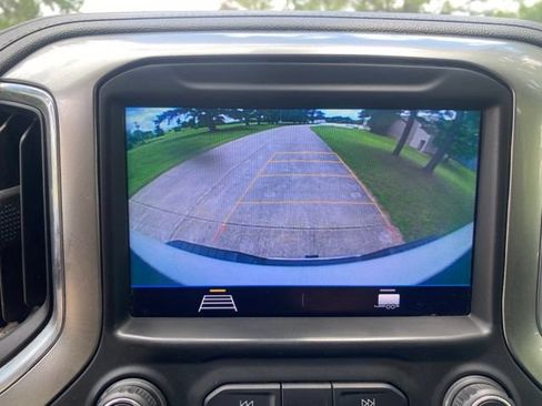 Used 2021 Chevrolet Silverado 2500 LT w/ Z71 Off-Road Package AWD/4WD image 25