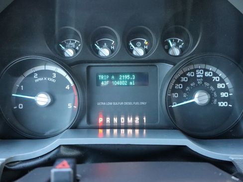 Used 2012 Ford F550 XL w/ Payload Upgrade Pkg image 38