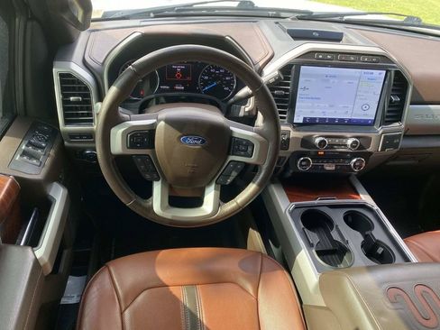 Certified 2022 Ford F250 King Ranch w/ King Ranch Ultimate Package AWD/4WD image 16