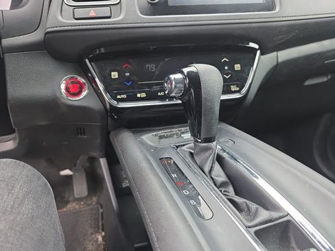 Used 2022 Honda HR-V EX image 18