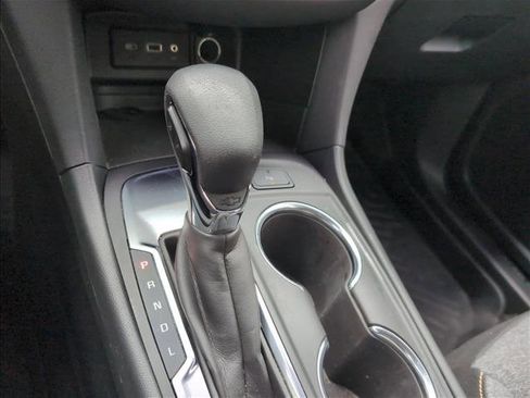 Used 2022 Chevrolet Equinox LT FWD image 15
