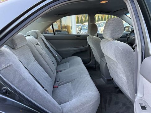 Used 2003 Toyota Camry LE image 11