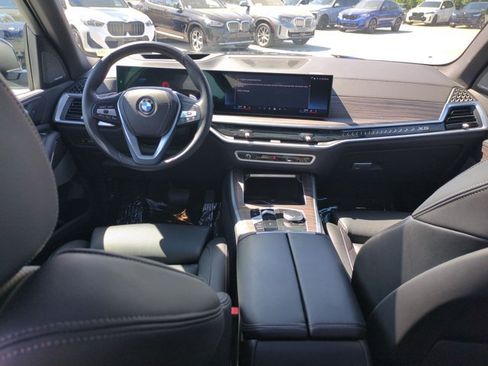 Used 2024 BMW X5 sDrive40i w/ Premium Package RWD image 19