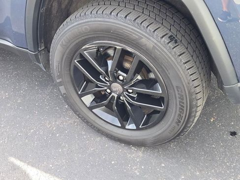 Used 2020 Jeep Grand Cherokee Limited image 15