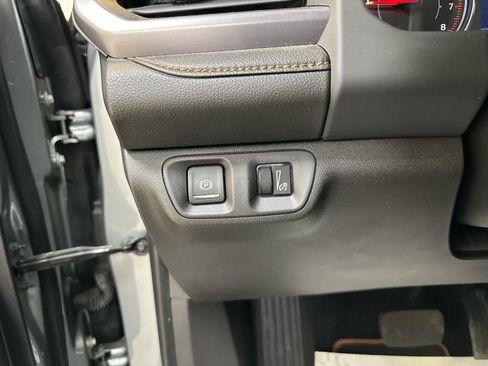 Used 2023 GMC Acadia AT4 AWD/4WD image 23