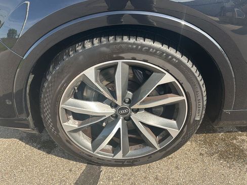 Used 2021 Audi SQ7 Premium Plus w/ Executive Package AWD/4WD image 9