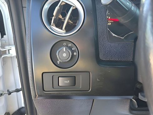 Used 2014 Ford F150 FX4 w/ Equipment Group 402A Luxury AWD/4WD image 23