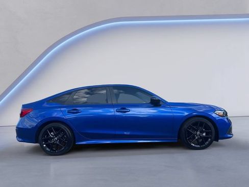 Used 2022 Honda Civic Sport image 4