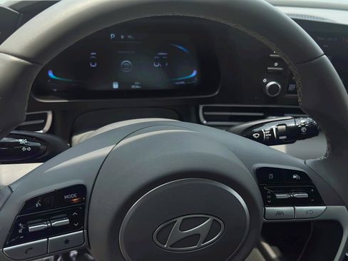 Certified 2026 Hyundai Elantra Sport FWD image 10
