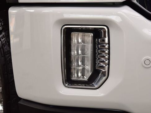 Used 2023 GMC Sierra 3500 Denali image 13