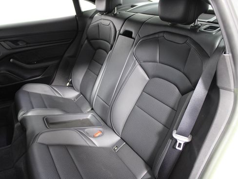 Used 2023 Porsche Taycan RWD image 17