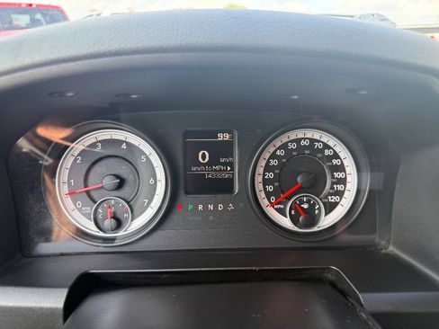 Used 2013 RAM 1500 Express AWD/4WD image 22