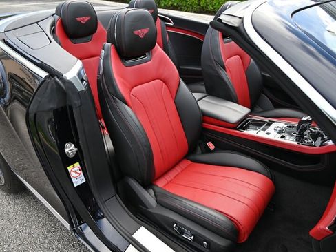 Used 2023 Bentley Continental GT V8 AWD/4WD image 19