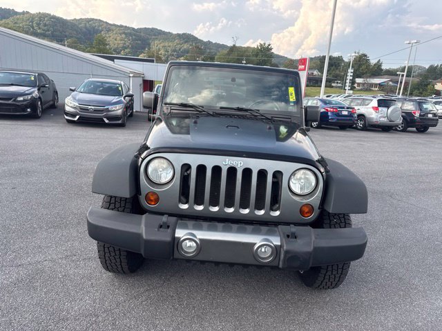 Used 2010 Jeep Wrangler Unlimited Sport AWD/4WD image 3