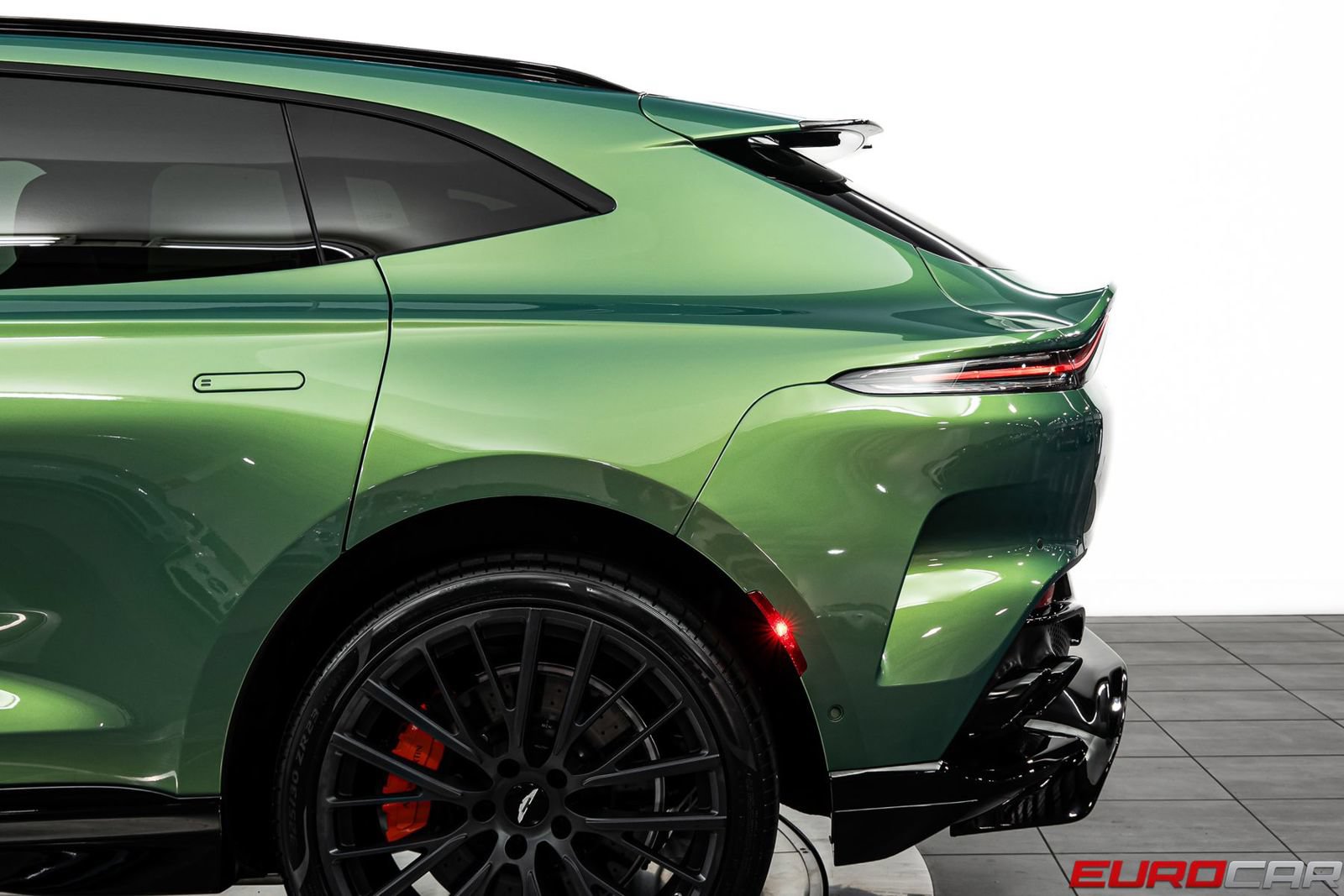Used 2023 Aston Martin DBX 707 AWD/4WD image 14