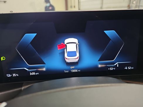 Used 2023 BMW i4 eDrive35 w/ Premium Package image 20