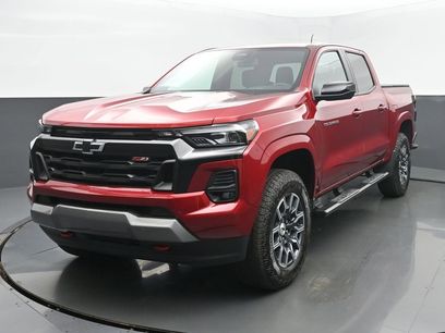 Used 2024 Chevrolet Colorado Z71 w/ Z71 Convenience Package 2