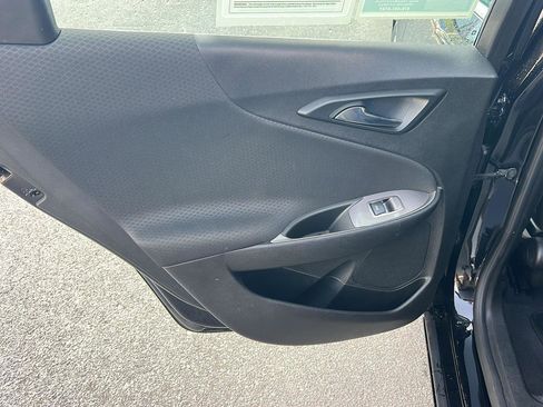 Used 2020 Chevrolet Malibu LS image 17