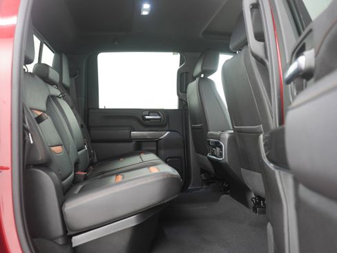 Used 2021 GMC Sierra 2500 AT4 w/ AT4 Preferred Package image 12