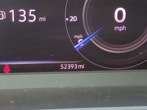 Used 2019 Volkswagen Tiguan SEL Premium R-Line FWD image 27