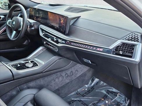 Used 2026 BMW X6 xDrive40i image 23