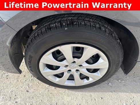 Used 2024 Toyota Corolla LE image 24