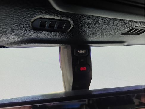 Used 2018 Jeep Wrangler Unlimited Rubicon w/ Dual Top Group image 17