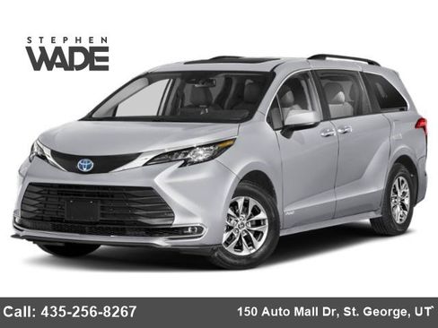 Used 2023 Toyota Sienna XLE AWD/4WD image 1