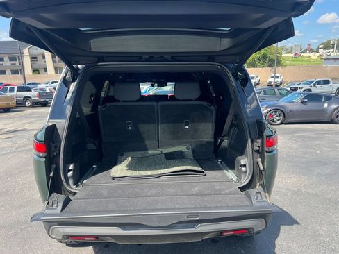 Used 2025 Rivian R1S Adventure Dual AWD/4WD image 30