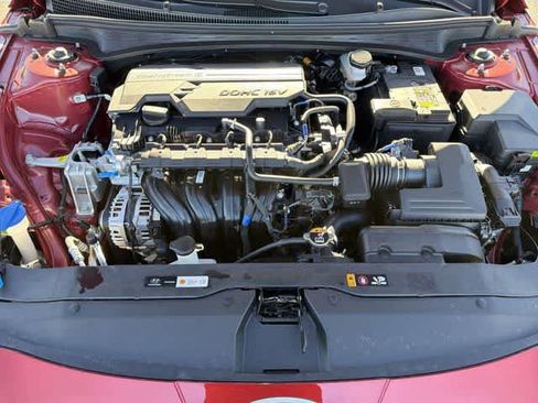 New 2026 Hyundai Elantra SEL Sport FWD image 11