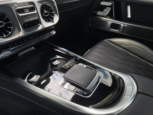 Used 2025 Mercedes-Benz G 63 AMG 4MATIC image 12