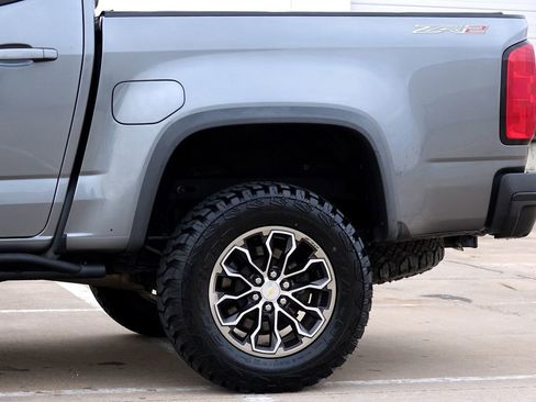 Used 2018 Chevrolet Colorado ZR2 image 24