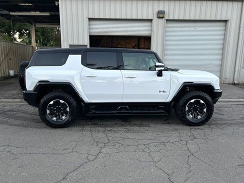 Used 2025 GMC Hummer EV 3X w/ Extreme Off-Road Package AWD/4WD image 6